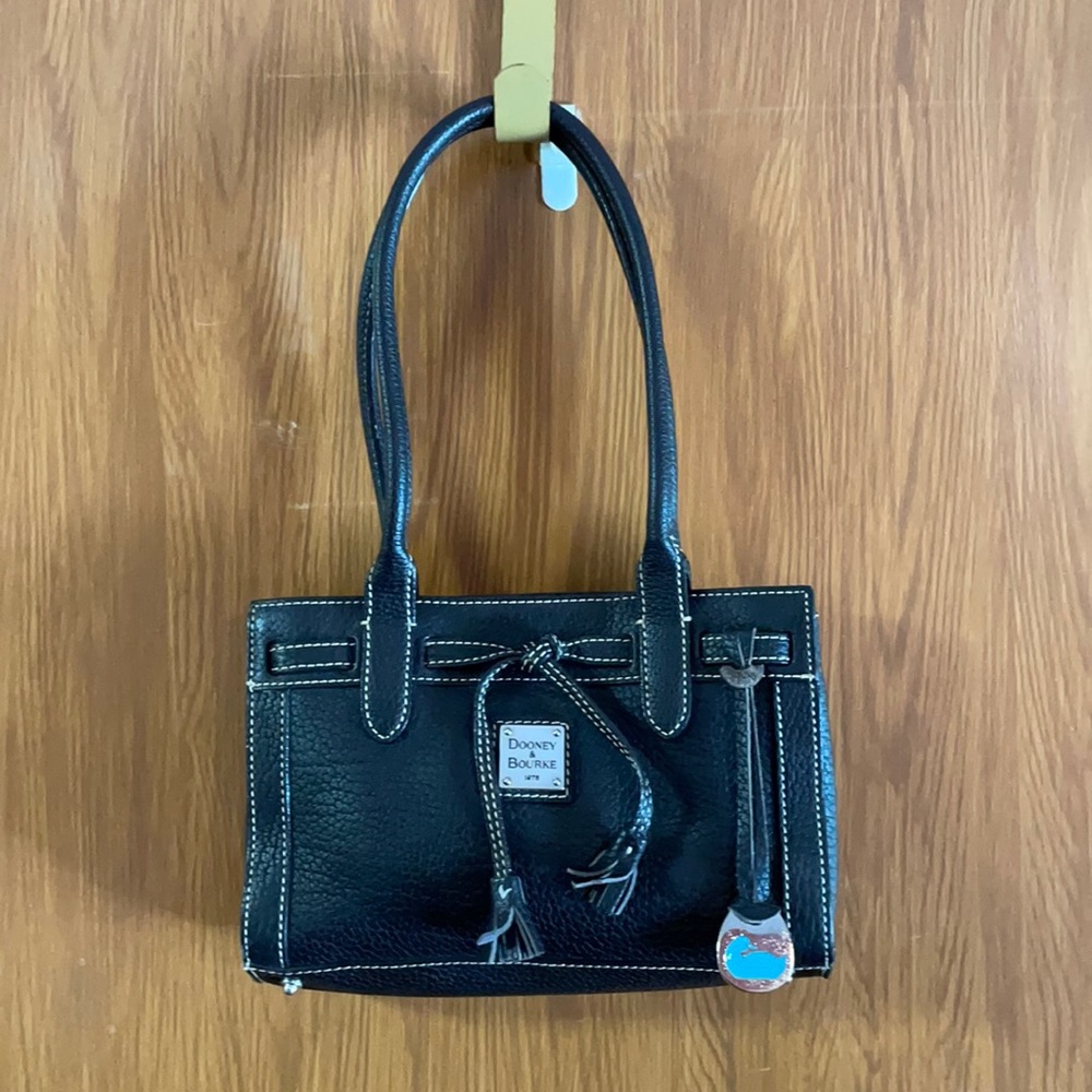 Dooney & Bourke purse